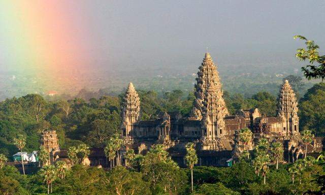 CAMBODIA PICTURE PACKAGE NEW 7 WONDERS