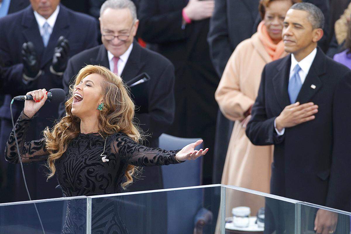 Neben dem Fokus auf Wirtschaft hob Obama auch die Herausforderung des Klimawandels hervor.Im Bild: Beyoncé Knowles und Barack Obama.