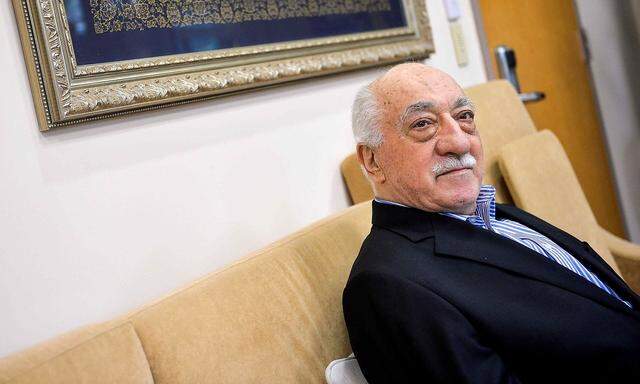 Ankara wirft Gülen vor, den Putsch organisiert zu haben.