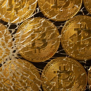 Kryptobörsen müssen dann jährlich die Nutzer- und Transaktionsdaten und die realisierten Gewinne an die Behörden melden.