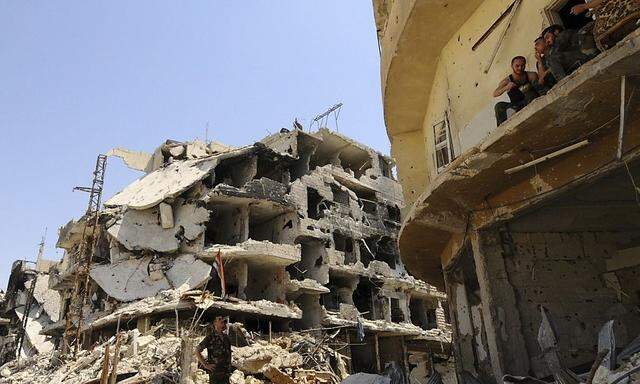 Syrien: 300 IS-Kämpfer bei Luftangriffen getötet 