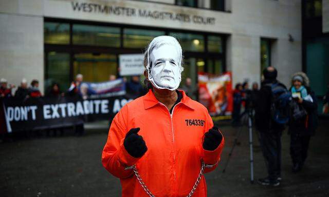Demo für Assange in London