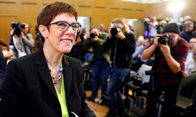 Annegret Kramp-Karrenbauer erklärte in Berlin, wie sie sich den Wahlkampf um den CDU-Parteivorsitz vorstellt.