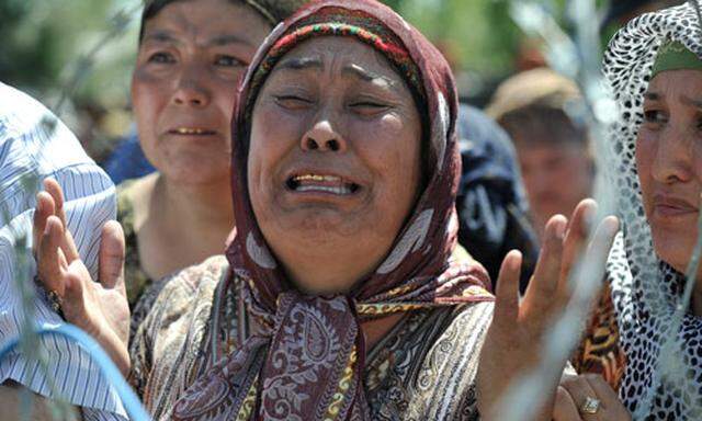 Kirgisistan-Krise: Usbeken sprechen von Völkermord