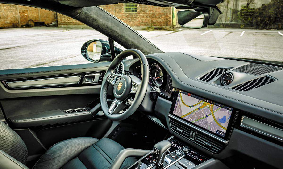 Vernetzt, connected und viel zum Tatschen: Porsche-Interieur anno 2020.