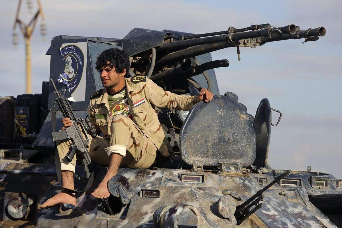 Tikrit gilt als Testfall, ob die Kräfte der Armee irgendwann in der Lage sein könnten, auch die Millionenstadt und IS-Hochburg Mossul befreien können. Die Rückeroberung von Mossul gilt als ein Hauptziel der Jihadisten.