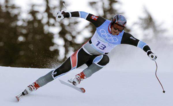 Wesentlich besser machte es Aksel Lund Svindal: Der Norweger, der in Vancouver schon Gold im Super-G und Silber in der Abfahrt holte, pulverisierte Olssons Bestzeit und fuhr einen Vorsprung von fast sieben Zehntel heraus.