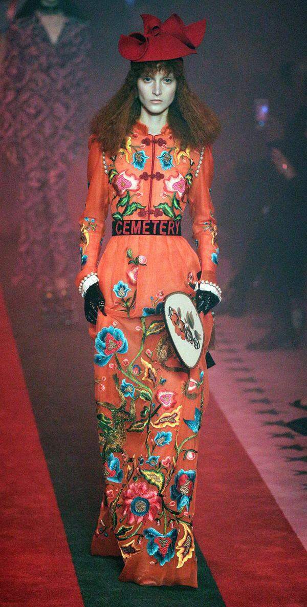 Floral, detailverliebt und opulent. Bei der Fashion Week in Mailand war die Show von Gucci ein Highlight.