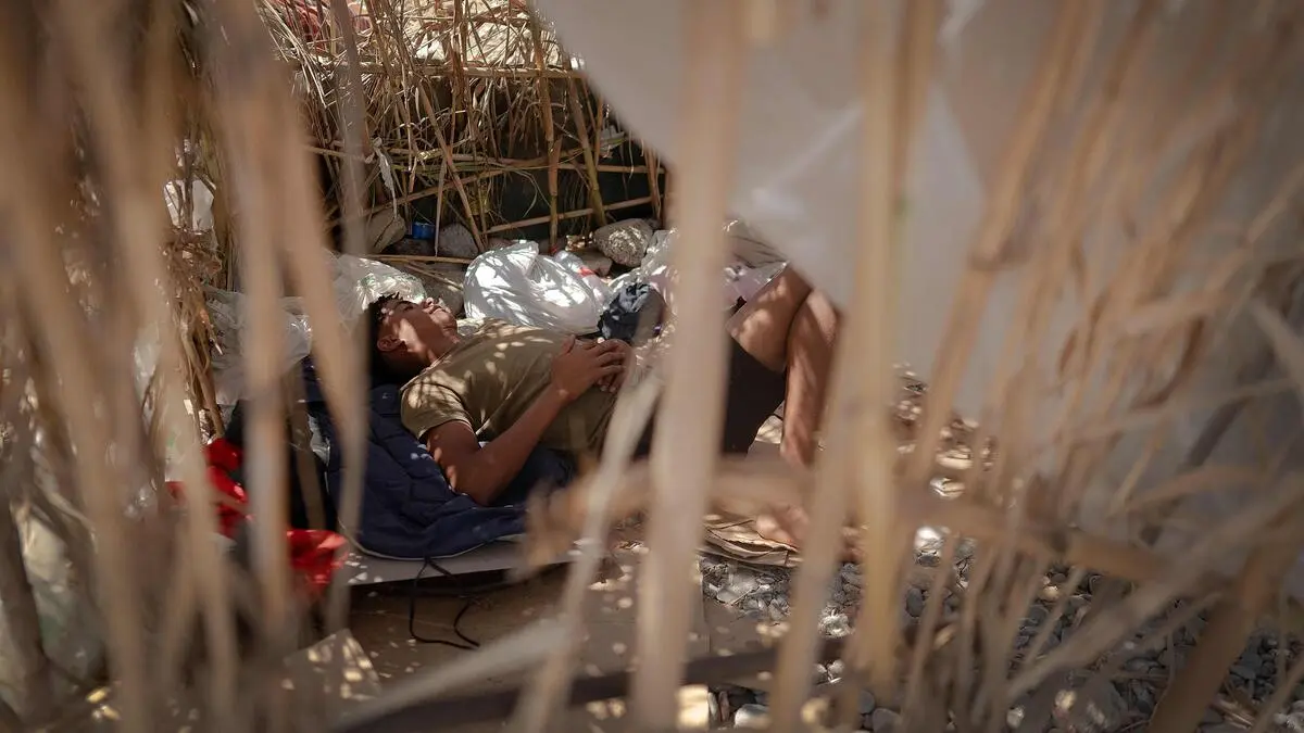 Tausende Marokkaner blieben: Empörung über die Migranten-Slums in Ceuta