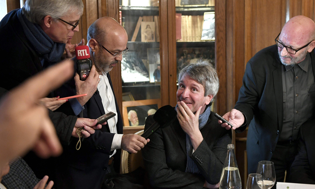 Mit einem Roman voll von österreichischer Geschichte gewann Éric Vuillard den begehrtesten Literaturpreis Frankreichs.