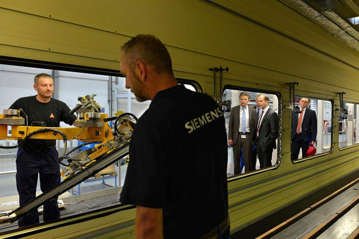 Die Produktion der 101 bestellten ÖBB "Cityjet"-Garnituren im Siemens-Werk Krefeld wurde bereits gestartet. 2015 wird es dann soweit sein und die ersten Garnituren unterwegs sein.