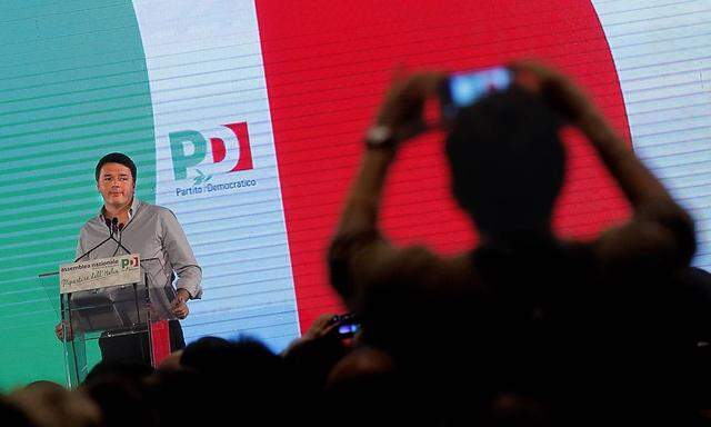 Renzi beim PD-Parteitag in Rom