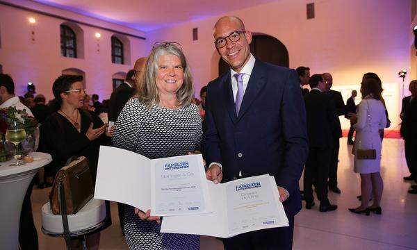 Starlinger-CEO Angelika Huemer und Greiner-CEO Axel Kühner.