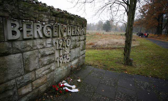 Gedenkstein:  Konzentrationslager Bergen-Belsen
