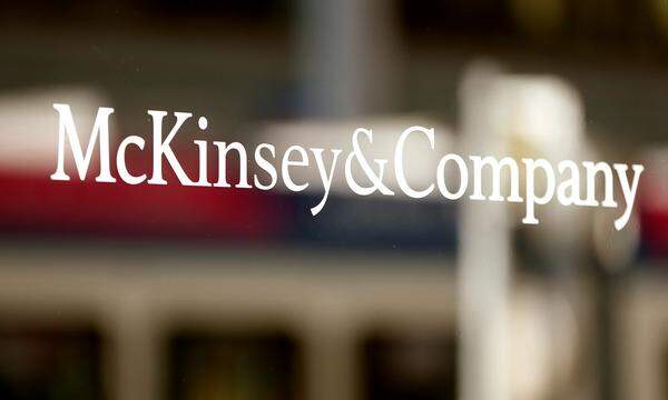 McKinsey schaffte erstmals den Sprung unter die Top 20. Das deutsche Unternehmen hat seinen Hauptsitz in Düsseldorf und ist darüber hinaus in mehr als 50 Ländern weltweit vertreten. (Ingenieure/IT: Platz 35)