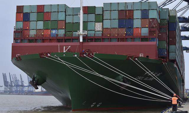 Largest container ship in world, CSCL Globe, docks during maiden voyage, at the port of Felixstowe in south east England.