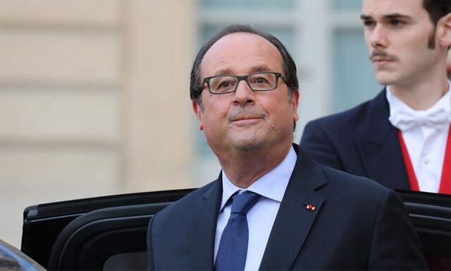 Mit „Friendly, François Hollande“ unterschrieb der damalige franzäsische Präsident einst einen Brief an Barack Obama.