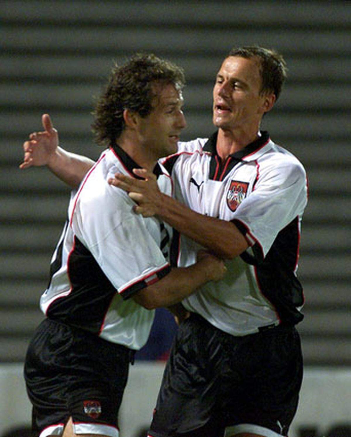 Im August 2000 debütierte Zeljko Radovic beim 1:1 gegen Ungarn. In der 67. Minute durfte der Rapidler noch mit Torschütze Roland Kirchler feiern, eine Minute später holte ihn Teamchef Baric vom Spielfeld - für immer.