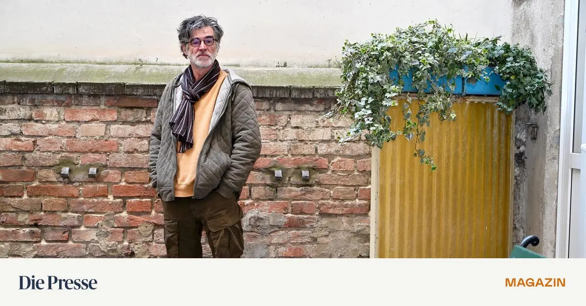 -Viele-treiben-wirtschaftliche-Gr-nde-her-und-auch-sehr-viel-Hoffnung-premium-