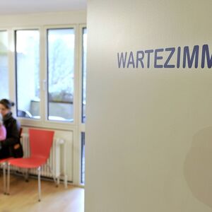 Schweinegrippe Muenchen 06 11 2009 Muenchen DEU 06 11 2009 Vorsorgeuntersuchung und Impfungen in de