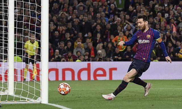 Lionel Messi trifft zum 2:0