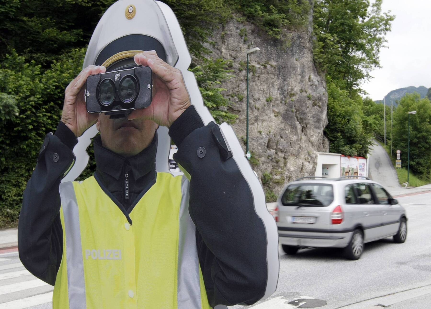 Tiroler Polizei nahm zwei Rasern ihre Fahrzeuge ab