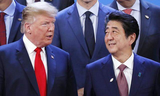 Vor dem Empfang für Bundeskanzler Kurz telefonierte Trump mit Abe