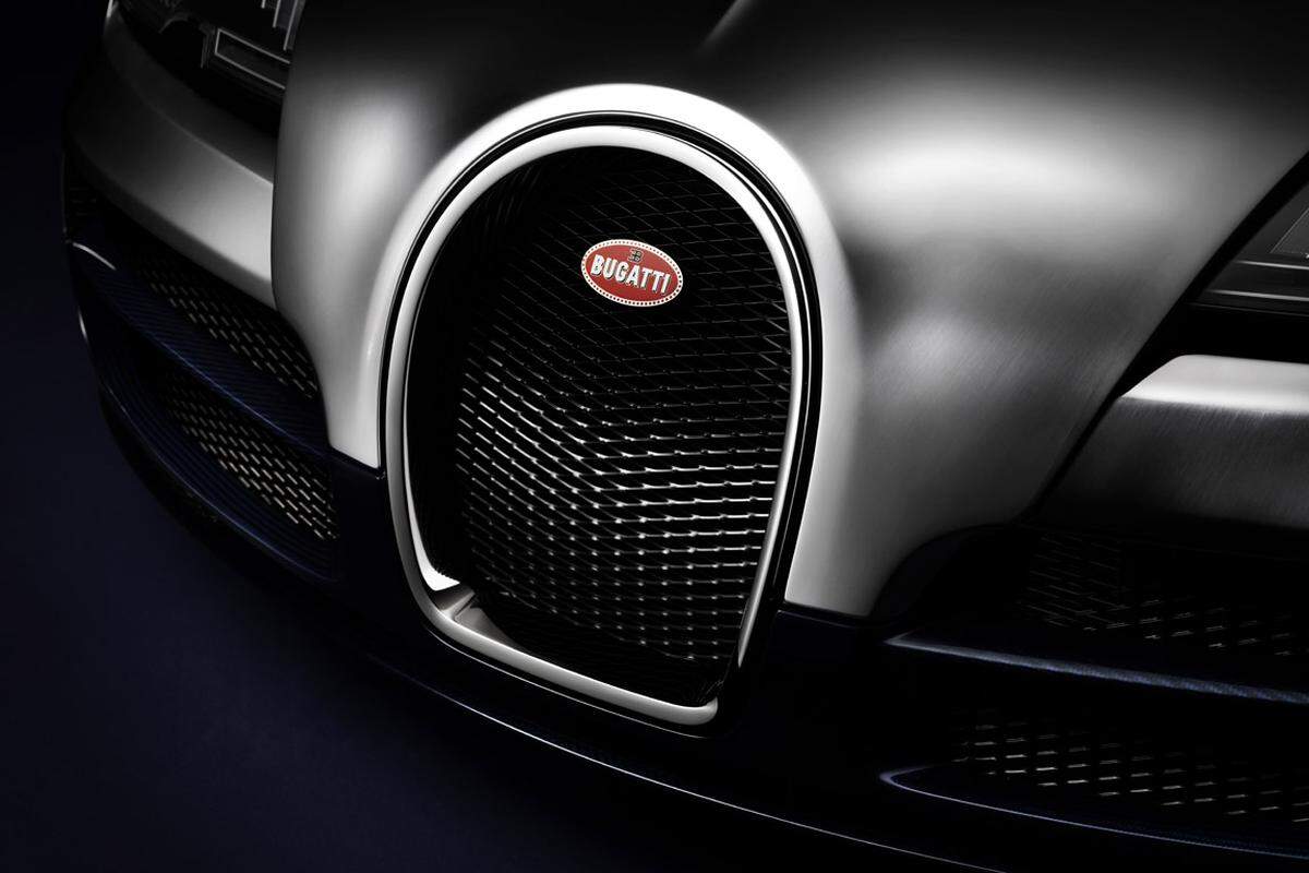 Der Veyron hat nicht weniger als sechszehn Zylinder. Er ist der schnellste zugelassene Supersportwagen.