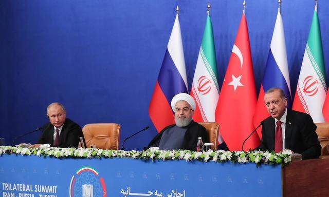 Wladimir Putin, Hassan Rohani, Recep Tayyip Erdoğan berieten in Teheran über die Kriegslage in Syrien.