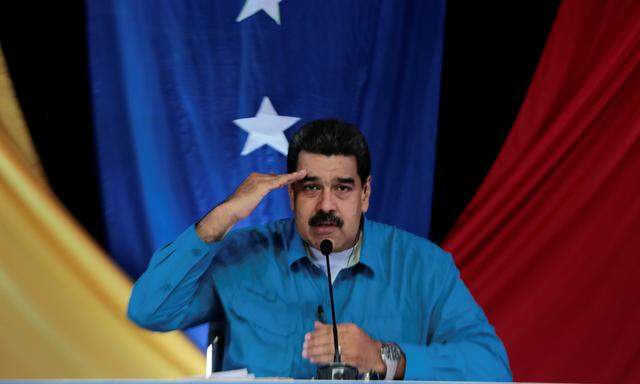 Der venezolanische Staatschef Maduro klammert sich noch an die Macht, aber der Druck auf ihn wird immer stärker. 
