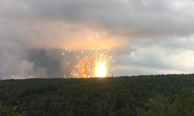 Explosion in Munitionslager in der Region Krasnojarsk in Sibirien