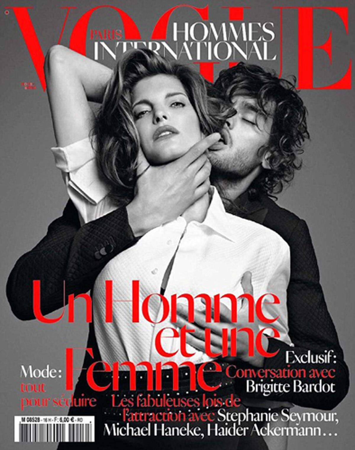 Immerhin sorgte erst vor wenigen Monaten das Cover der Vogue Homme International für einen Skandal. Das Titelbild würde Gewalt an Frauen verherrlichen, meinten zumindest diverse Frauenrechtsorganisationen, die ein Verkaufsverbot der Auflage forderten. Der Condé Nast Verlag wies die Vorwürfe damals zurück. Es handle sich lediglich um dargestellte Leidenschaft.