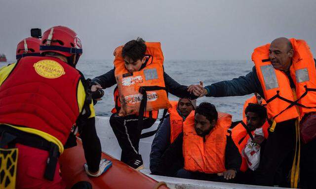 Aus Syrien flüchten nach wie vor Menschen nach Europa. Auch Kinder nehmen die gefährliche Route über das Mittelmeer.  