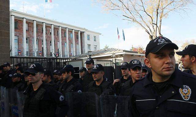 Polizisten in der Türkei.