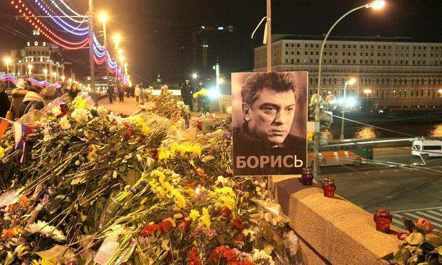 Moskau: Gedenken an die Ermordung Nemzovs im Jahr 2015.