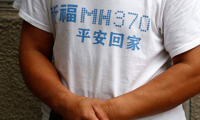 Angehörige warten immer noch vergeblich auf Nachrichten von der Suche nach dem Wrack von Flug MH370.