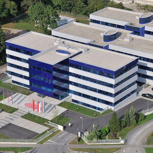 Scheinwerfer-Hersteller ZKW ist heiß begehrt