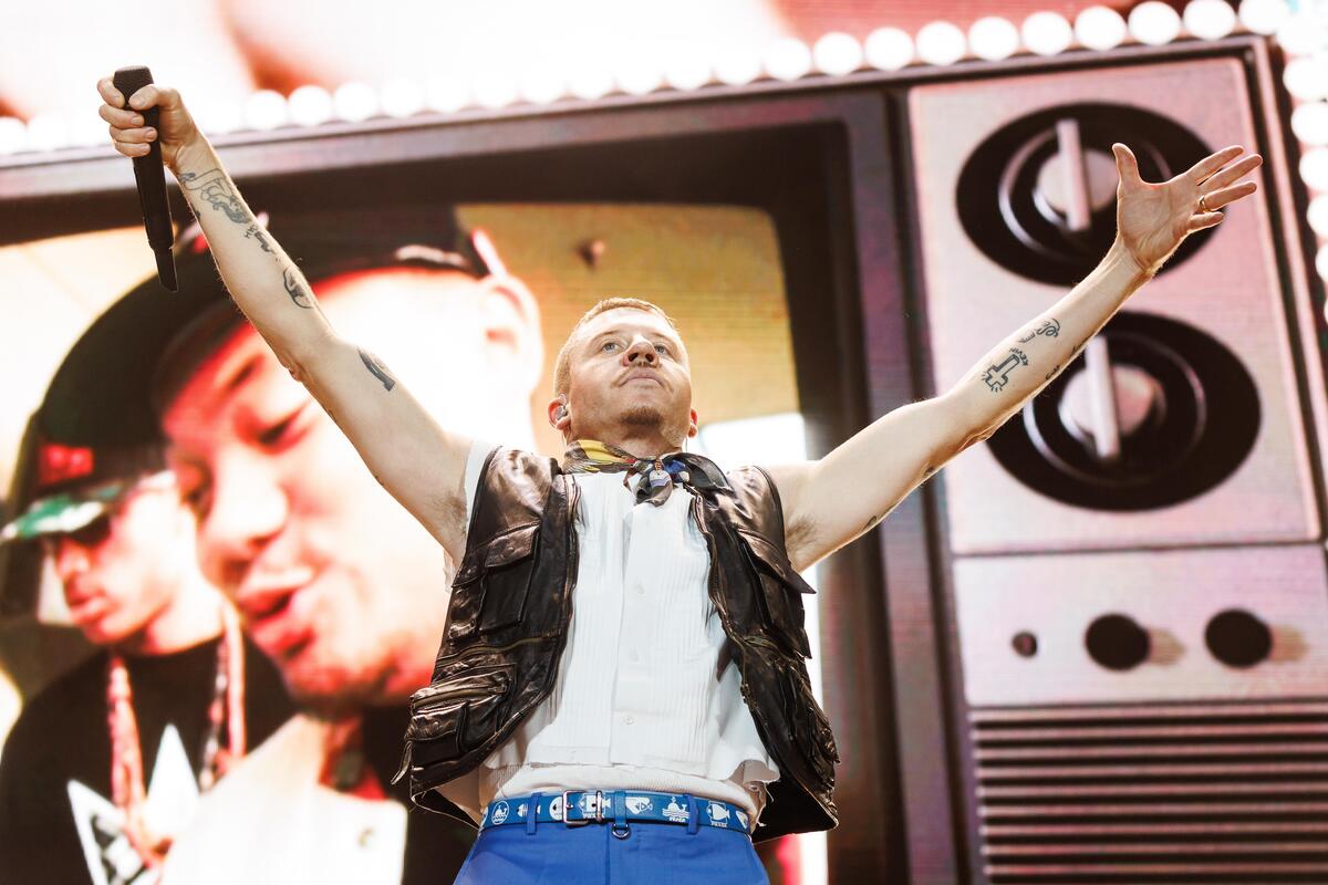 „How many people are from Austria here?“ fragte Macklemore