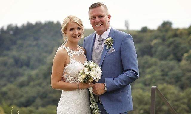 Verteidigungsminister Mario Kunasek heiratete seine Lebensgefährtin Sabrina Koroschetz.