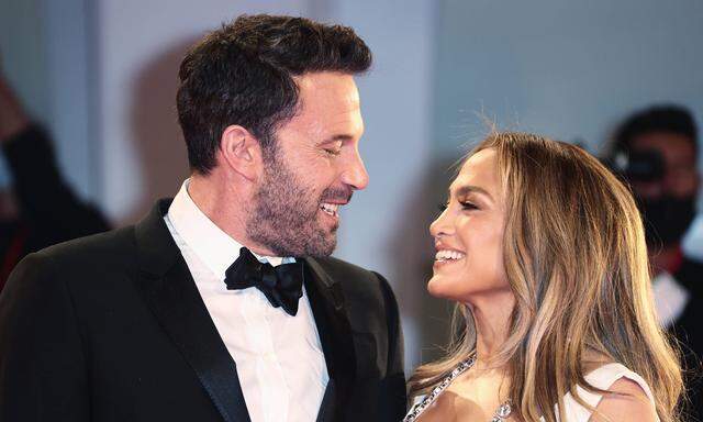 Jennifer Lopez und Ben Affleck kennen sich schon lange, verheiratet sind sie erst seit Kurzem. 