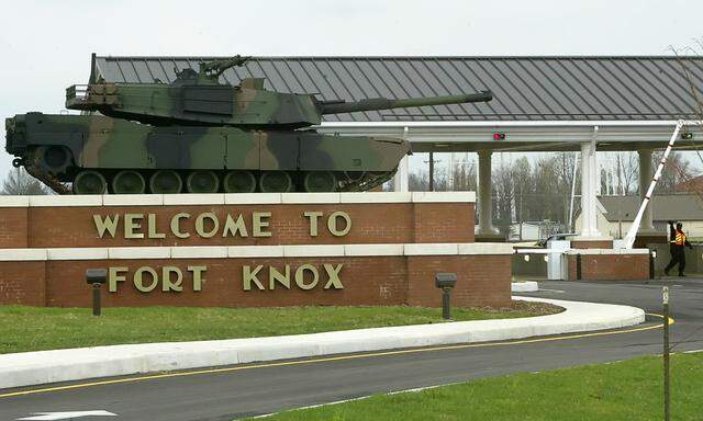 Gate to Fort Knox Army post site of gold bullion storage.