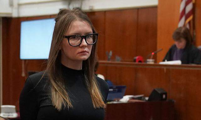 Anna Sorokin im Jahr 2019 bei ihrer Gerichtsverhandlung. 