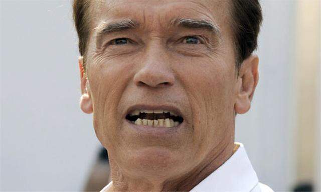 Goodbye Macho Schwarzenegger zieht