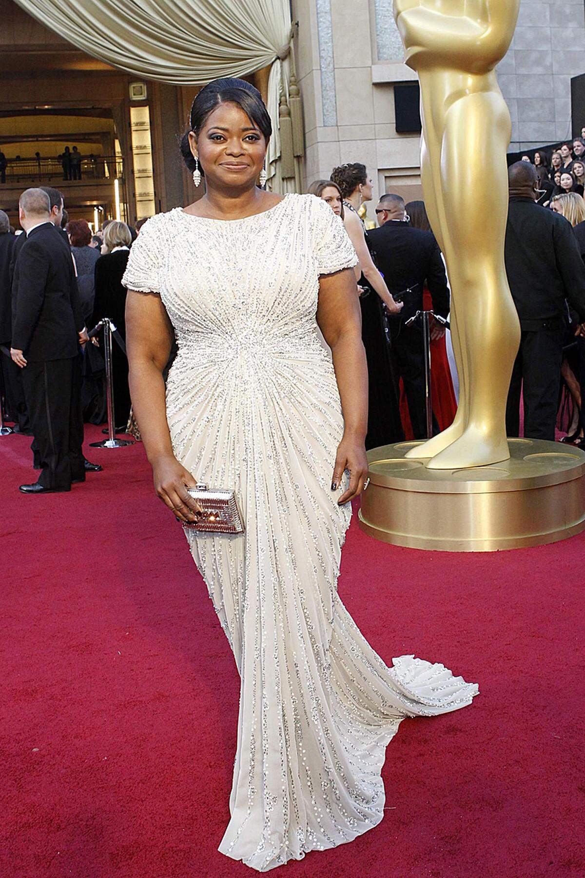 TOP: Oscar-Gewinnerin Octavia Spencer lächelte in Tadashi Shoji, später weinte sie bei ihrer Oscar-Rede.