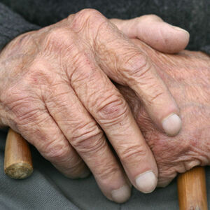 Einige Bezieher von Zusatzpensionen müssen seit Jahren mit Pensionskürzungen leben.