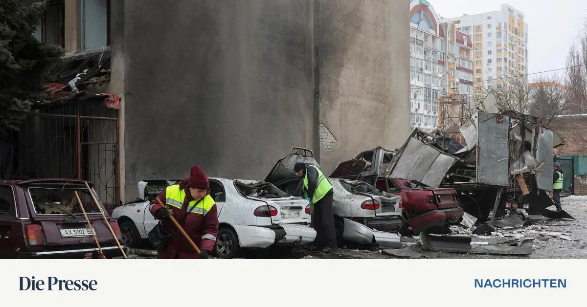 Ukraine: Many injured after heavy Russian attacks on energy facilities