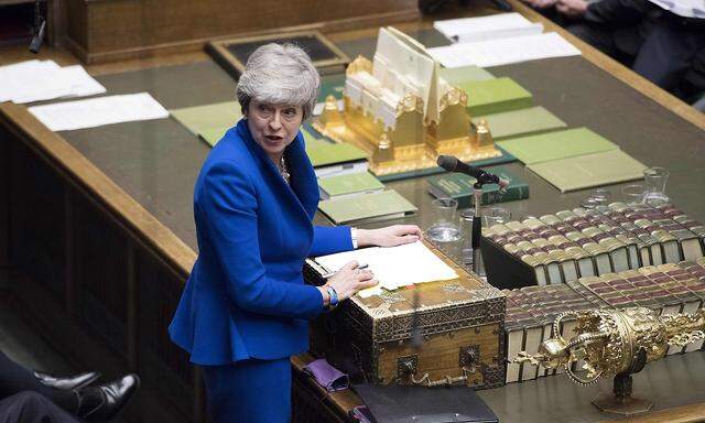 Das Unterhaus kann nur die gesamte Regierung absetzen. Im Bild: Premierministerin Theresa May.