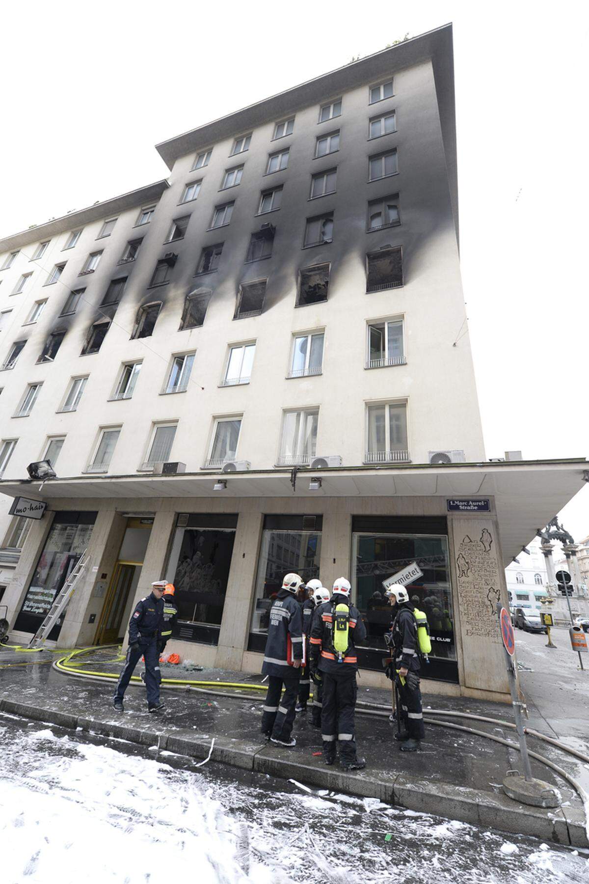 Der Brand dürfte gelegt worden sein. Ein Verdächtiger wurde am Tag nach dem Feuer festgenommen.