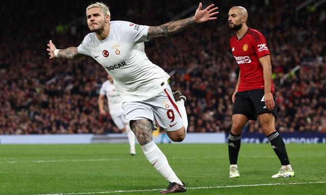 Mauro Icardi jubelt im Old Trafford. 