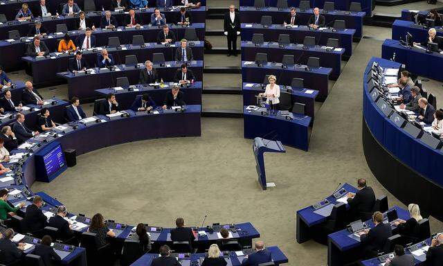 Ursula von der Leyen hielt am Dienstag ihre Bewerbungsrede vor dem EU-Parlament.